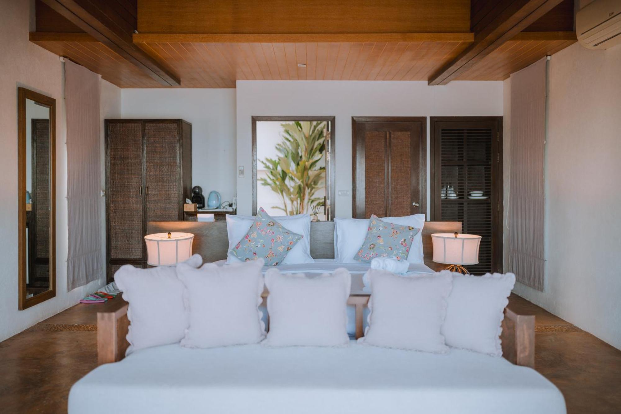 Areeya Beachfront Villas Pranburi Ban Nong Sua  Exterior photo